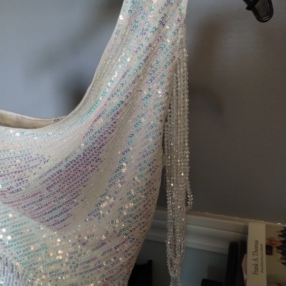 White sequin mini dress - Picture 3 of 4